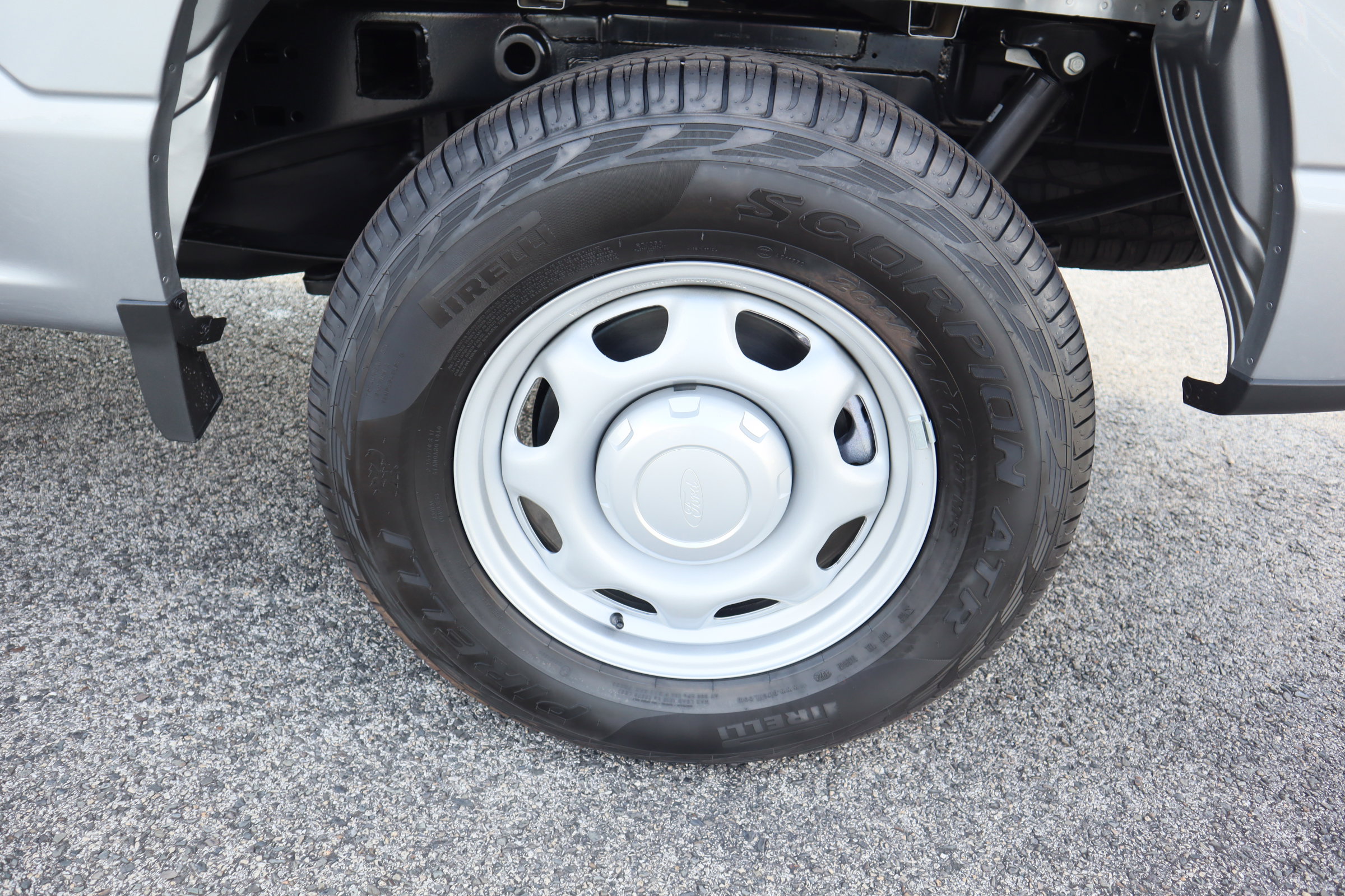 2025 Ford F-150 XL - Photo 12