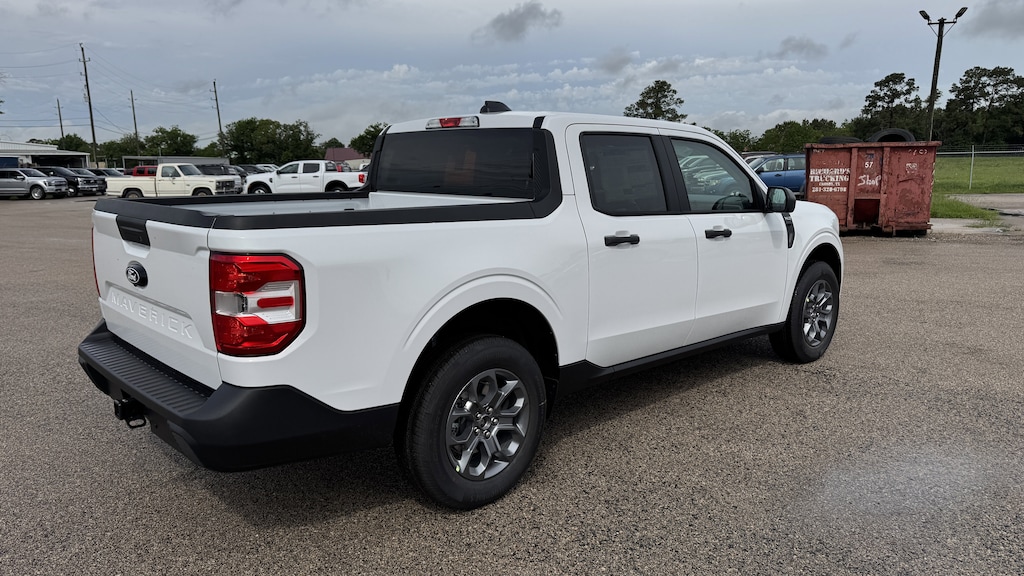 New 2026 Ford Maverick XLT Truck SuperCrew