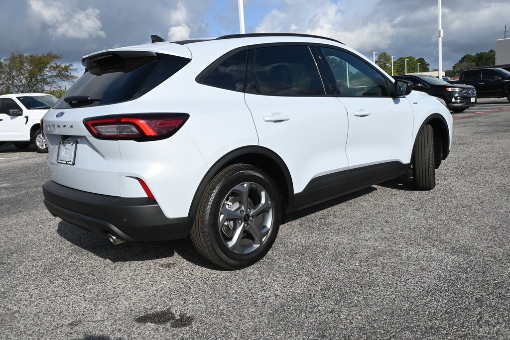 New 2026 Ford Escape ST-Line SUV