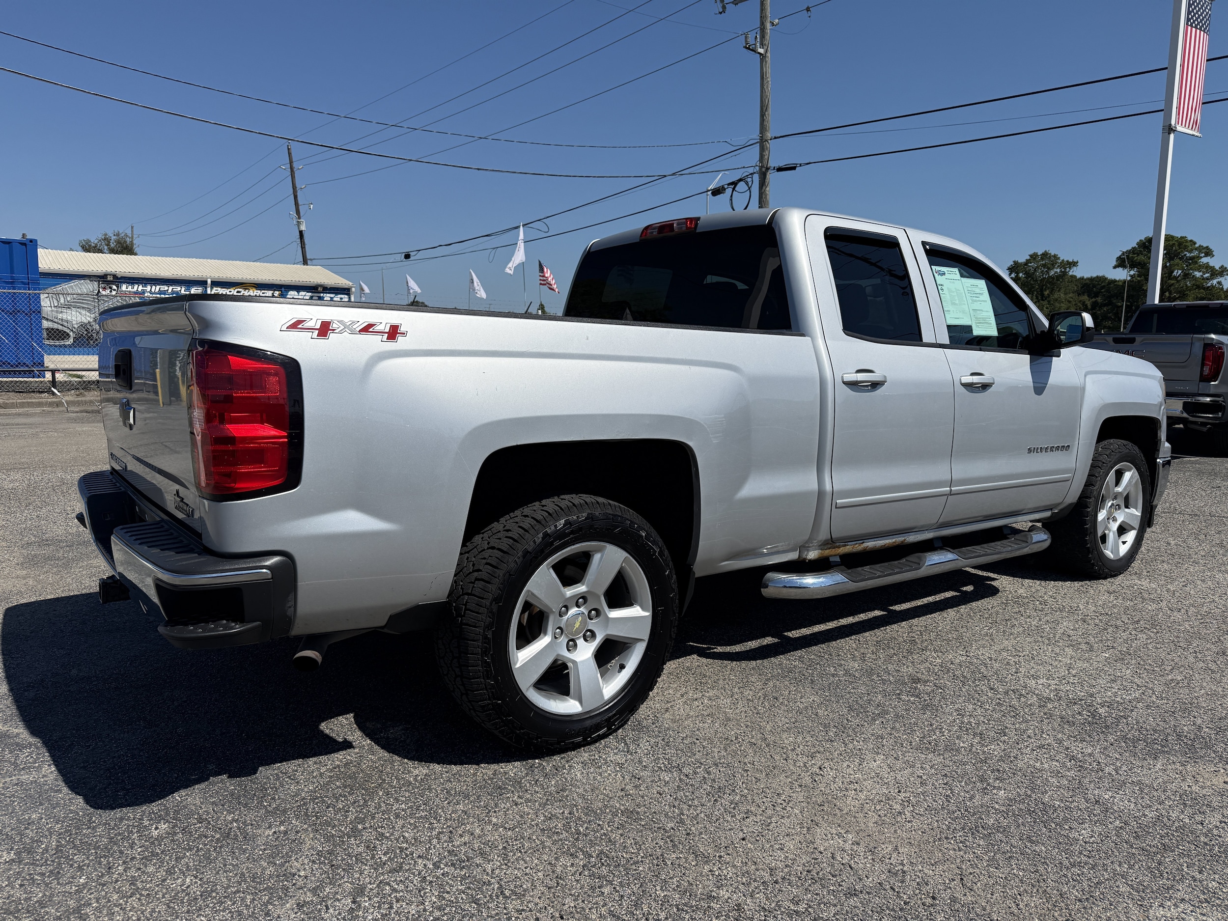 Used 2015 Chevrolet Silverado 1500 LT with VIN 1GCVKREC9FZ381195 for sale in Crosby, TX