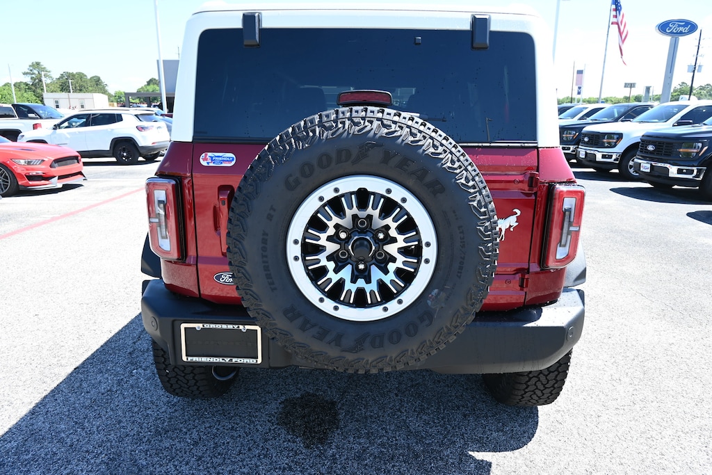 New 2026 Ford Bronco Outer Banks SUV