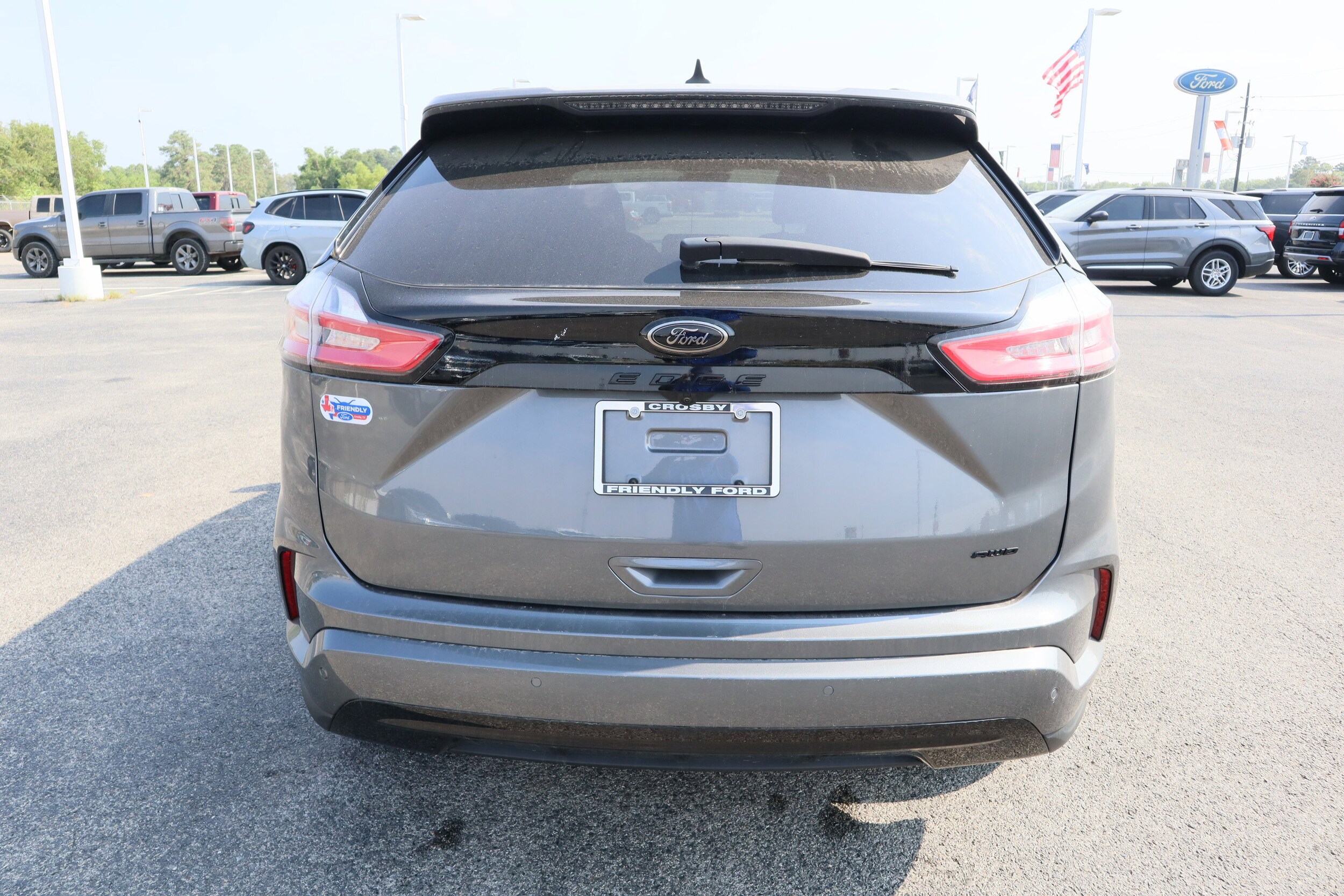 2023 Ford Edge SE photo 4
