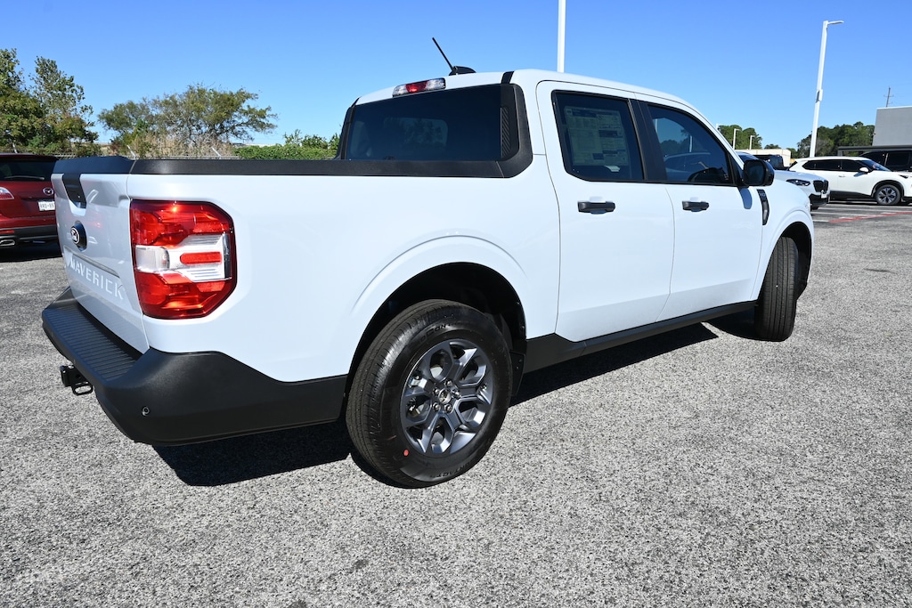 New 2025 Ford Maverick XLT Truck SuperCrew