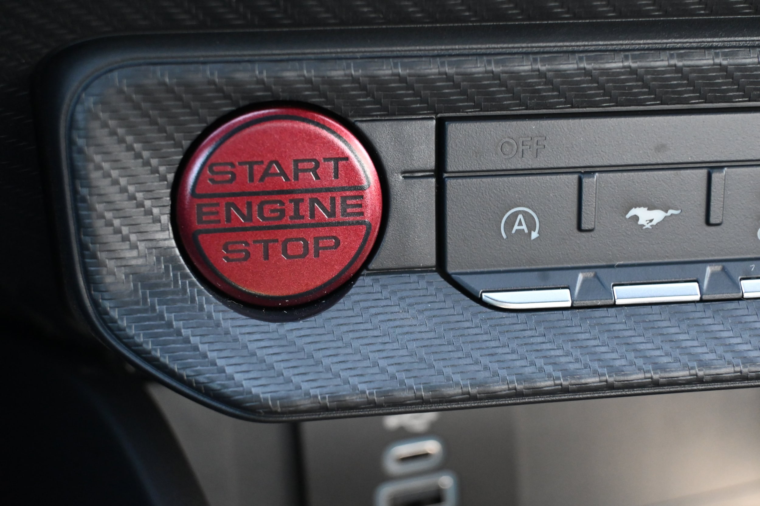 2026 Ford Mustang EcoBoost Fastback - Photo 17