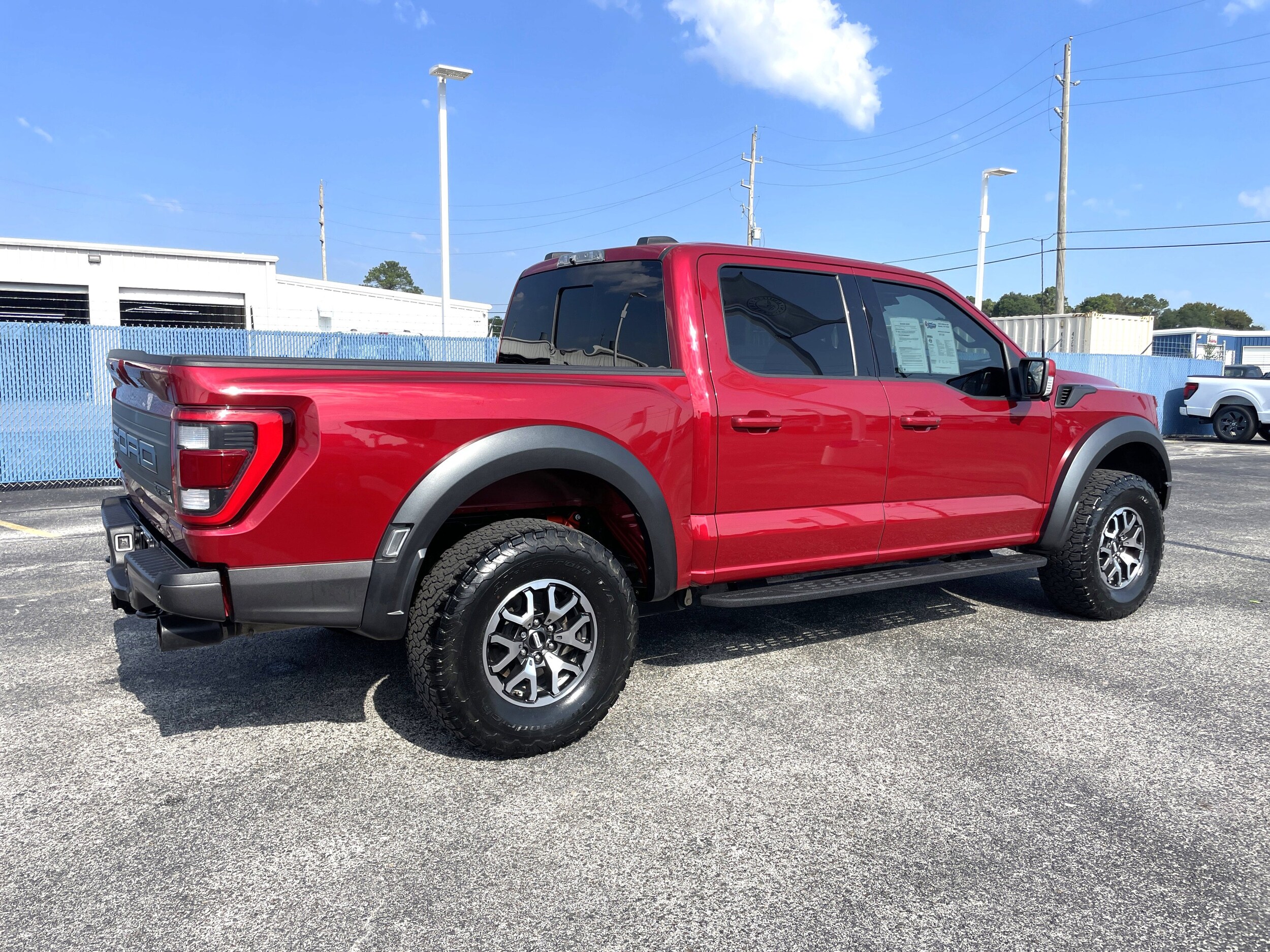 2022 Ford F-150 Raptor photo 2