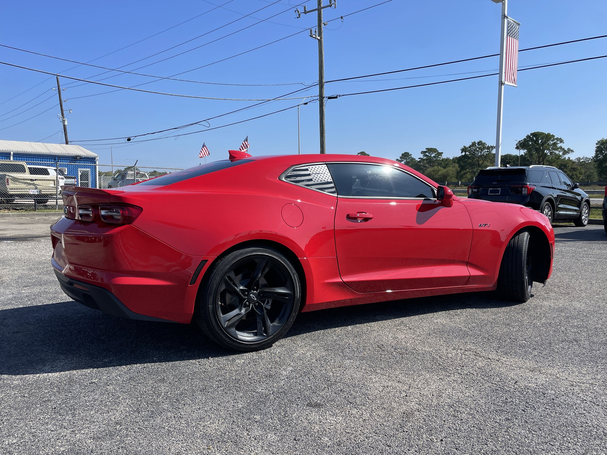 2021 Chevrolet Camaro Coupe photo 2