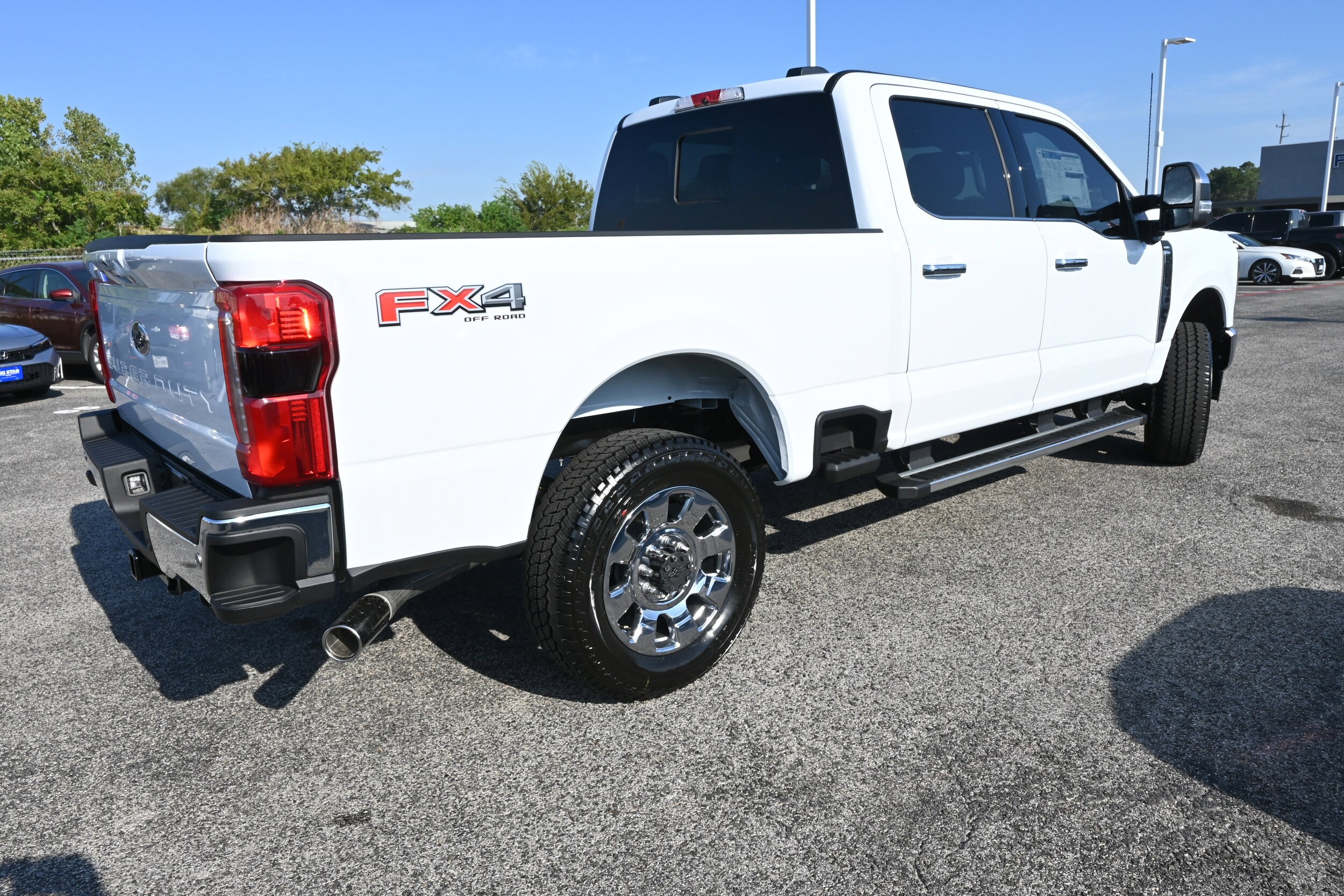 2026 Ford F-250 Lariat photo 2