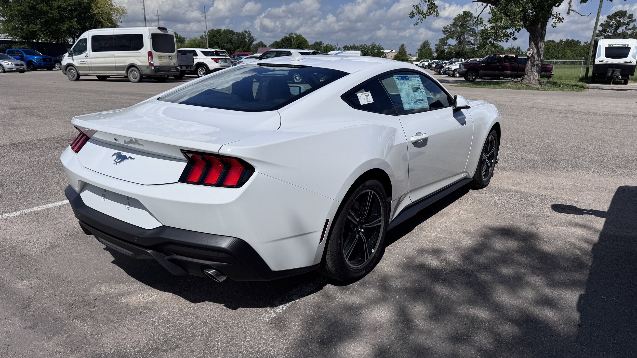 2025 Ford Mustang EcoBoost photo 2