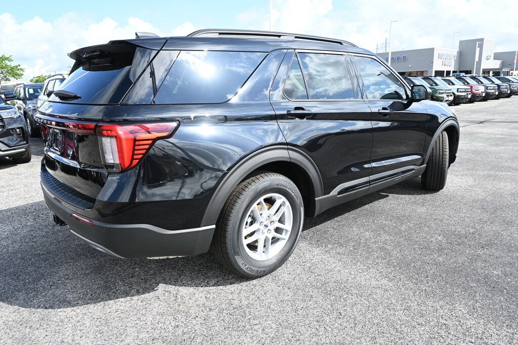 New 2026 Ford Explorer Active SUV