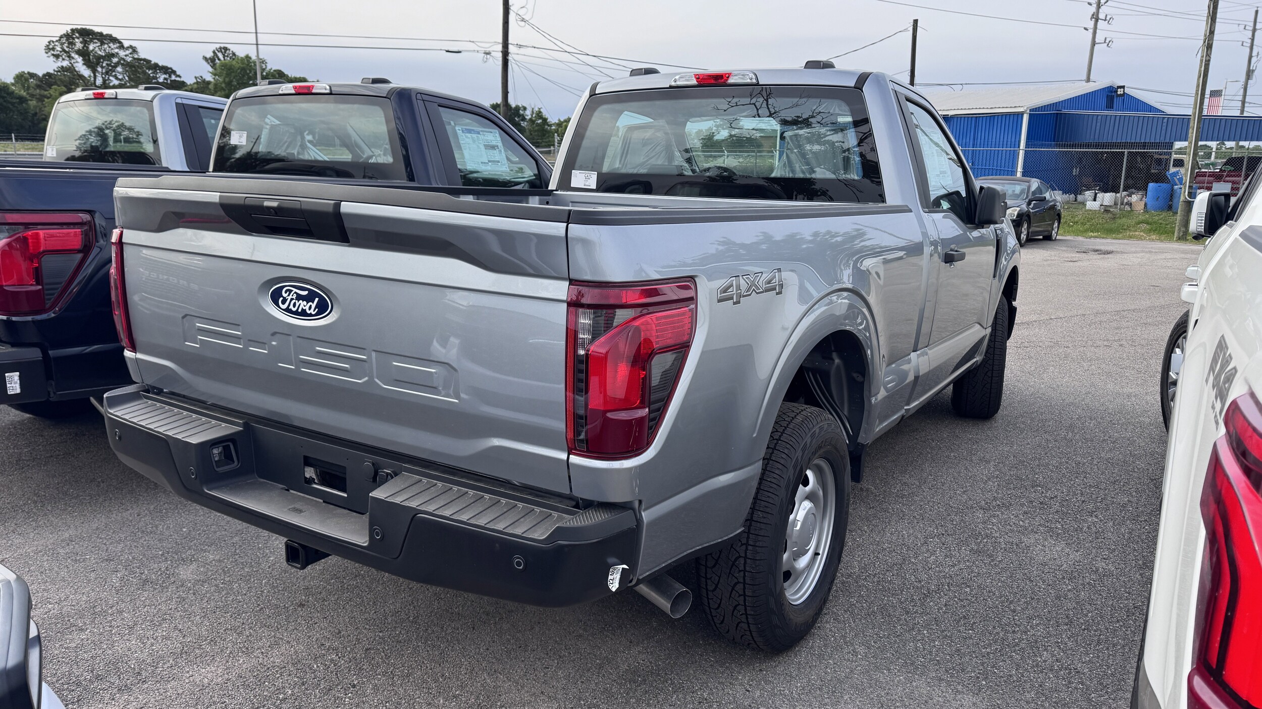 2025 Ford F-150 XL photo 2