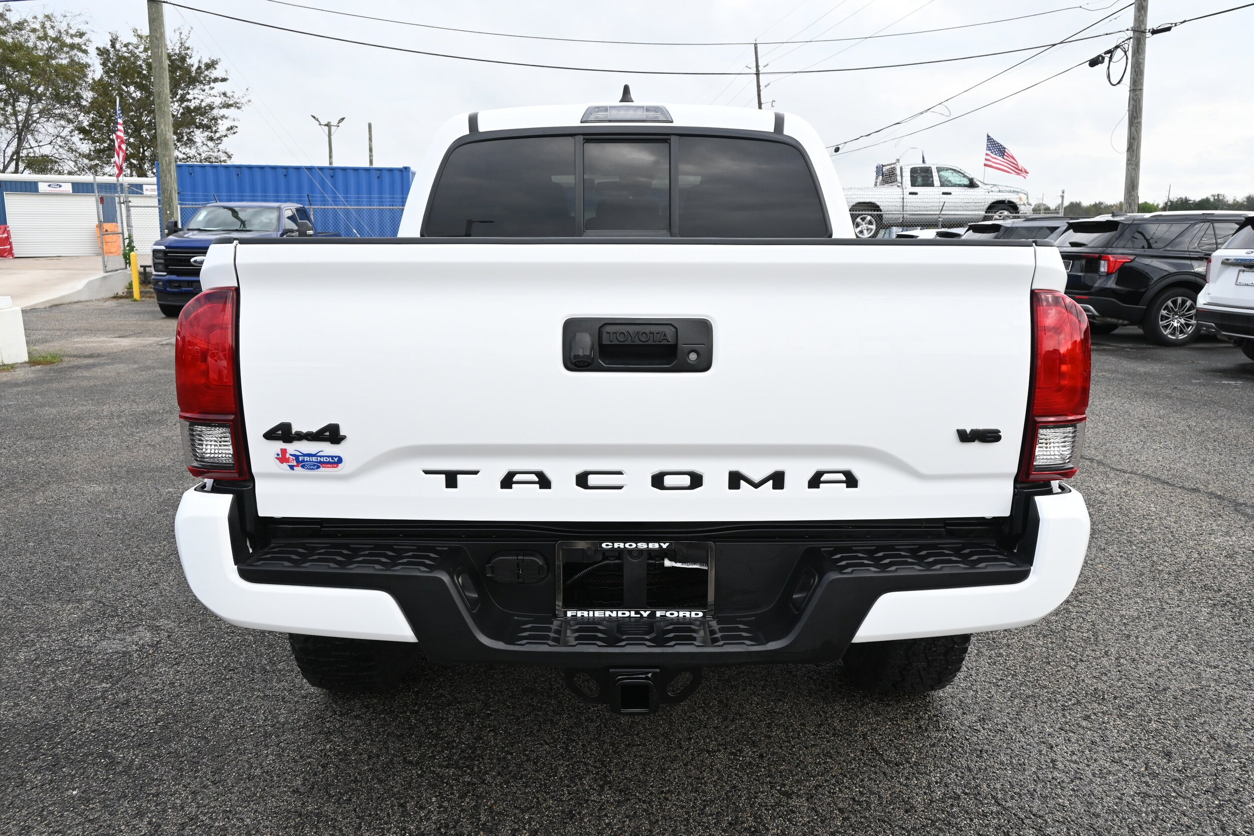 2023 Toyota Tacoma SR5 photo 3