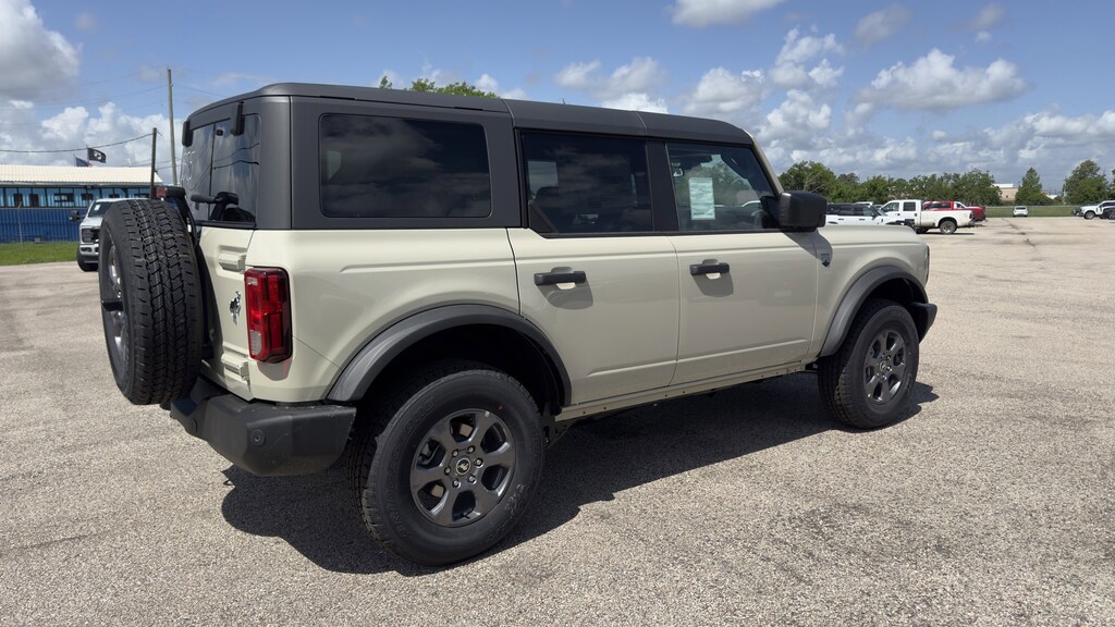 New 2026 Ford Bronco Big Bend SUV