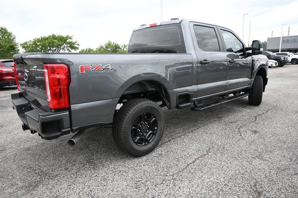 New 2026 Ford F-250 XL Truck Crew Cab