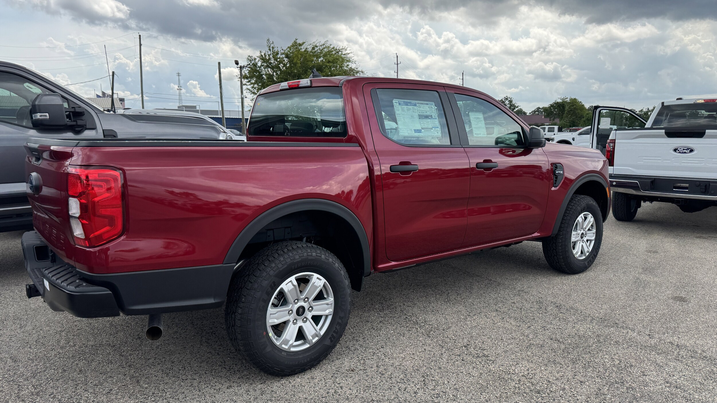 2025 Ford Ranger XL photo 3