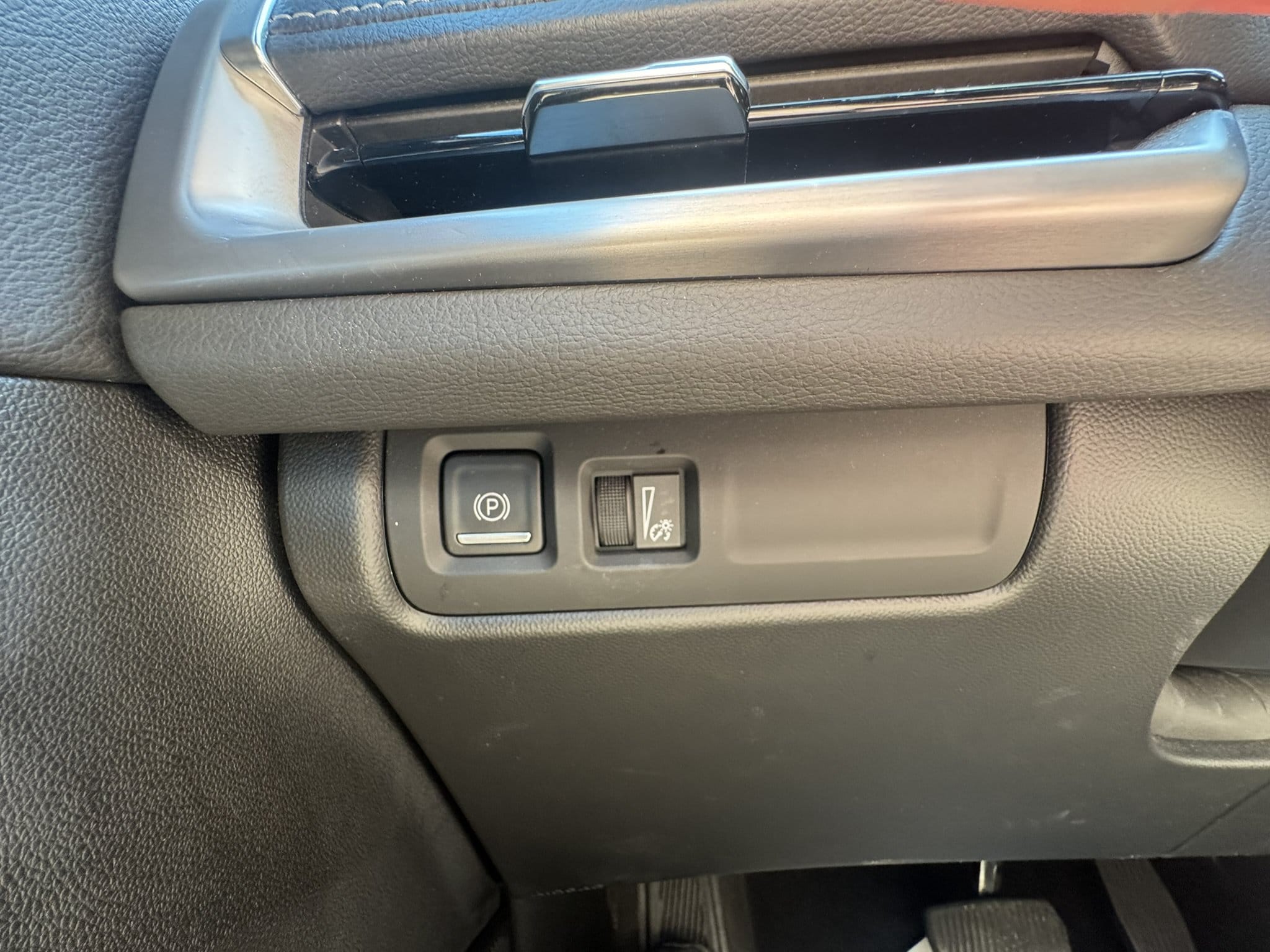 2024 Cadillac XT4 Premium Luxury - Photo 17