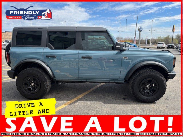 2023 Ford Bronco Wildtrak photo 2
