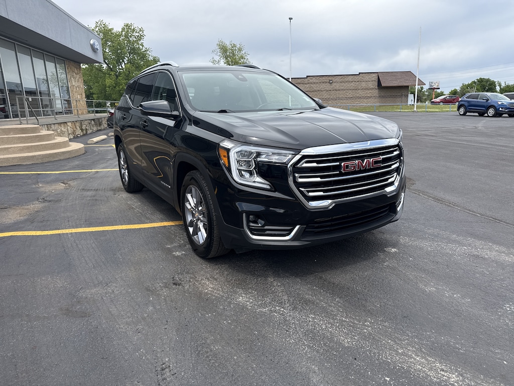 Used 2024 GMC Terrain SLT FWD SLT
