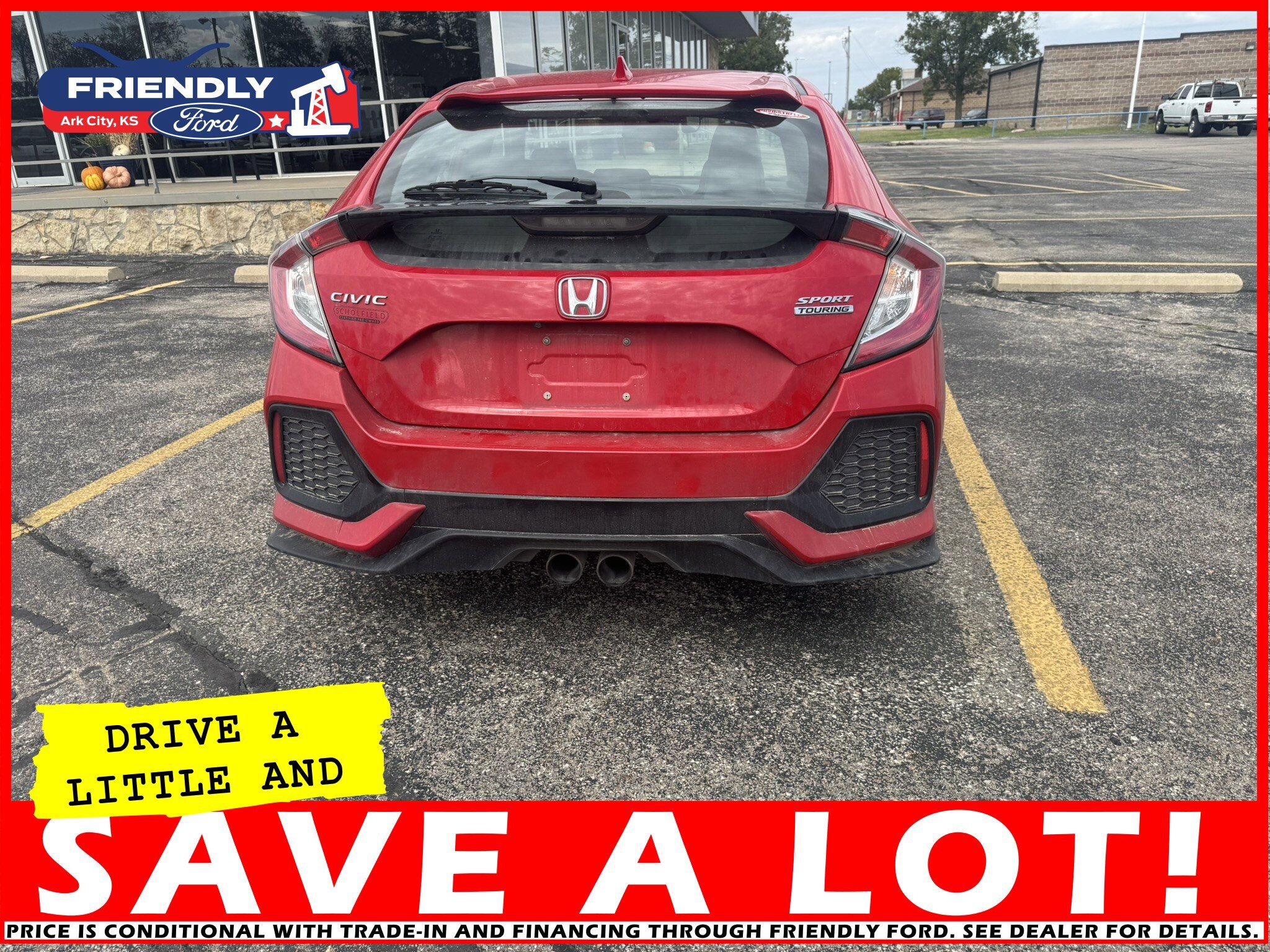 2019 Honda Civic Hatchback Sport Touring photo 4