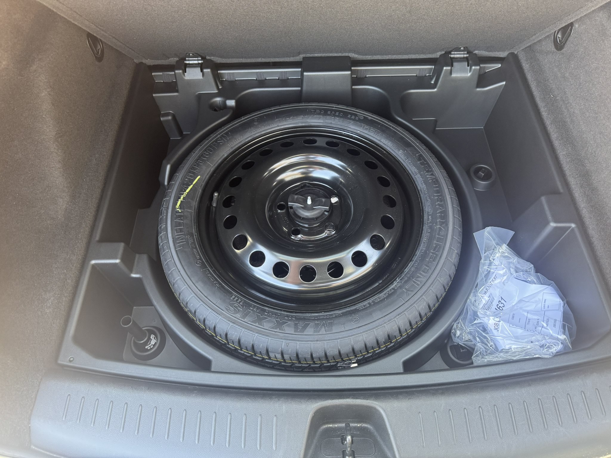 2024 Cadillac XT4 Premium Luxury - Photo 6