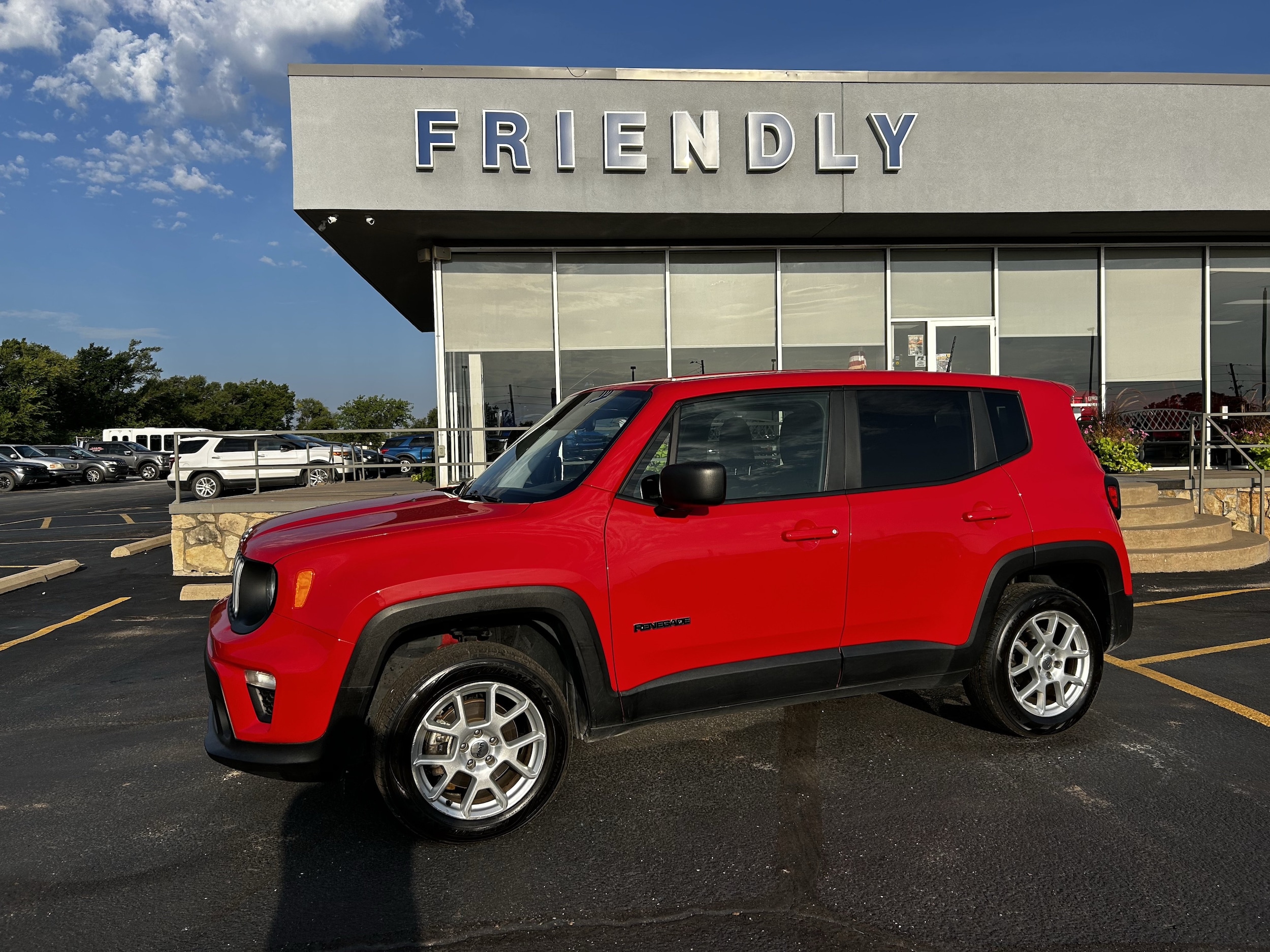 Used 2023 Jeep Renegade Latitude with VIN ZACNJDB14PPP70705 for sale in Arkansas City, KS