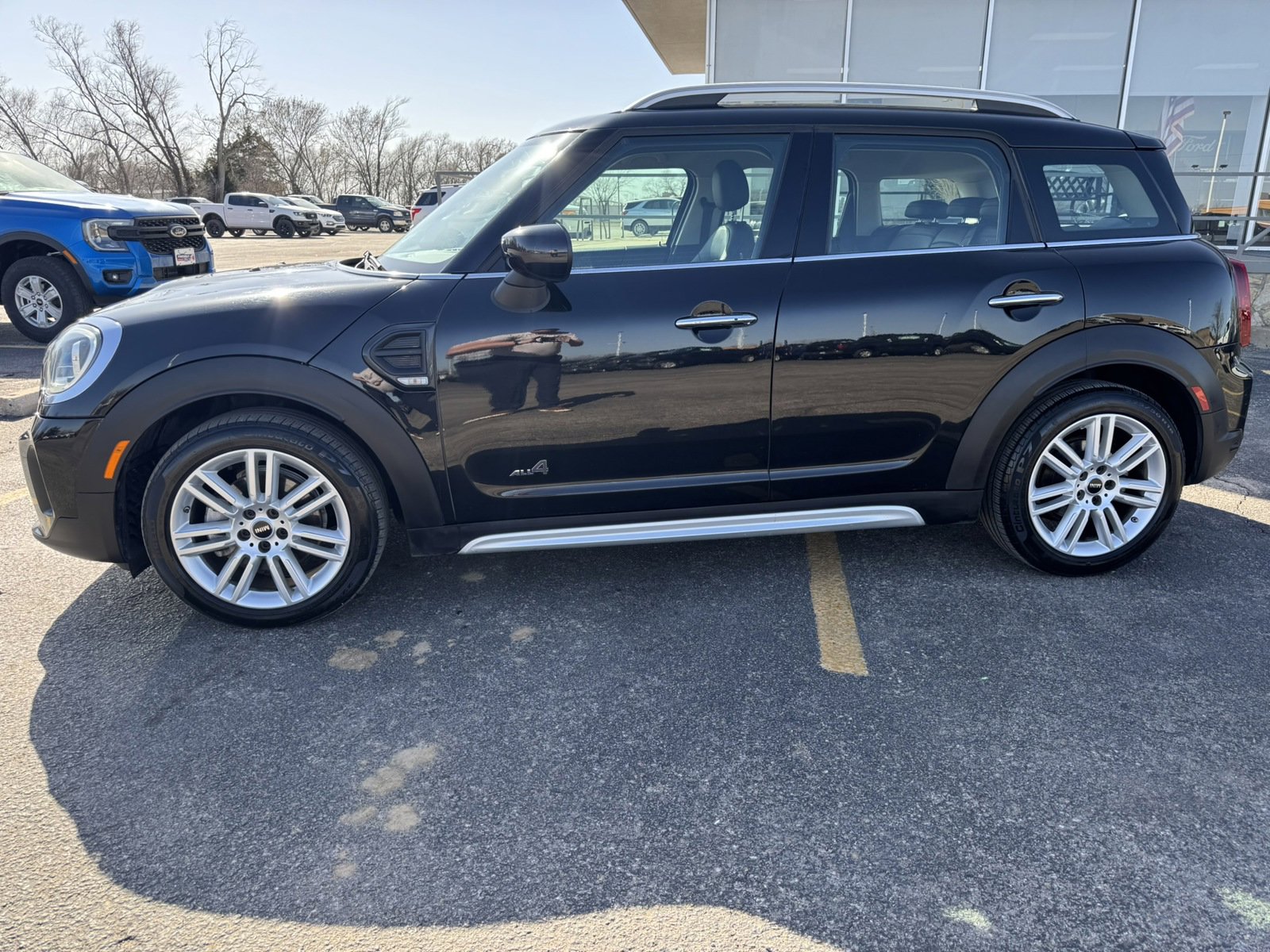 Used 2022 MINI Countryman Oxford Edition with VIN WMZ43BR08N3N62757 for sale in Arkansas City, KS