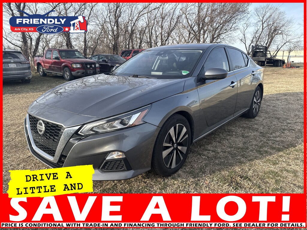 Used 2022 Nissan Altima 2.5 SV Sedan
