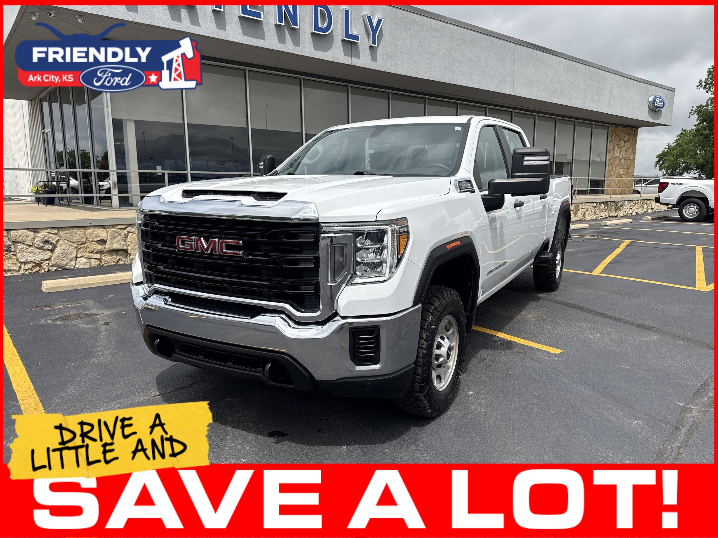 2023 GMC Sierra 4WD Crew Cab Standard Box Pro's photo