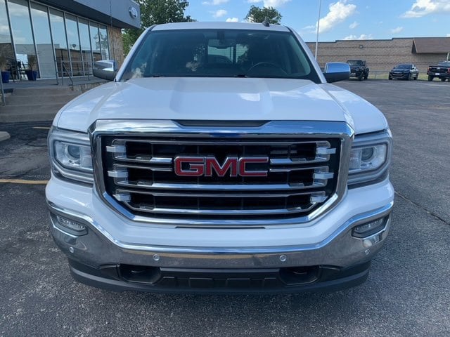 Used 2018 GMC Sierra 1500 SLT with VIN 3GTU2NEC4JG601288 for sale in Arkansas City, KS