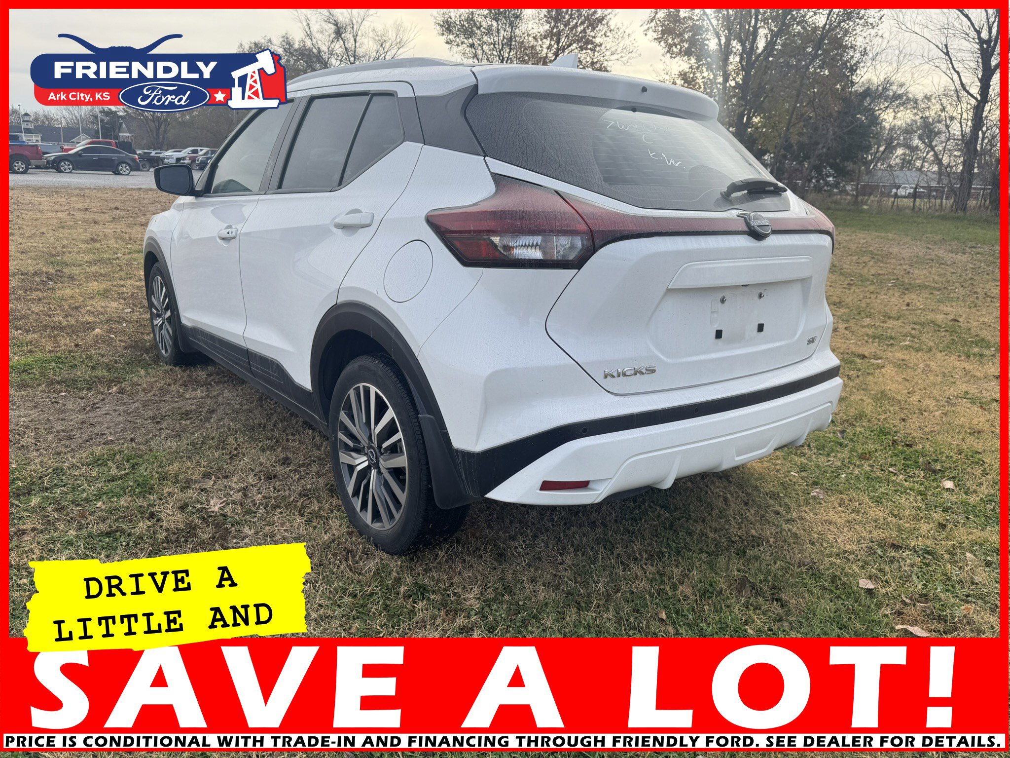 2023 Nissan Kicks SV photo 2