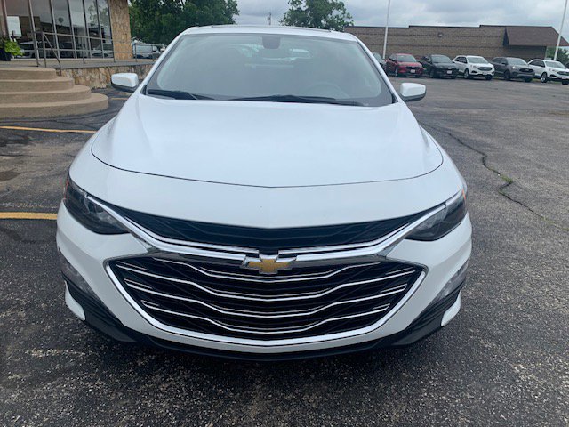 Used 2022 Chevrolet Malibu 1LT with VIN 1G1ZD5ST3NF124583 for sale in Arkansas City, KS