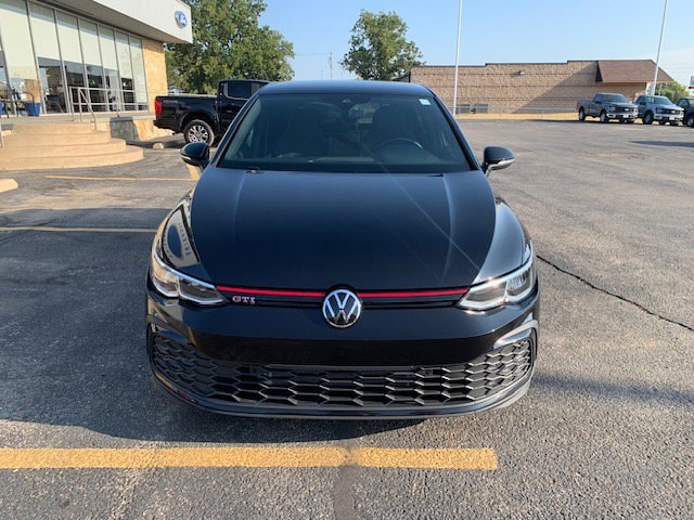 Used 2022 Volkswagen Golf GTI S with VIN WVWH87CD0NW214154 for sale in Arkansas City, KS