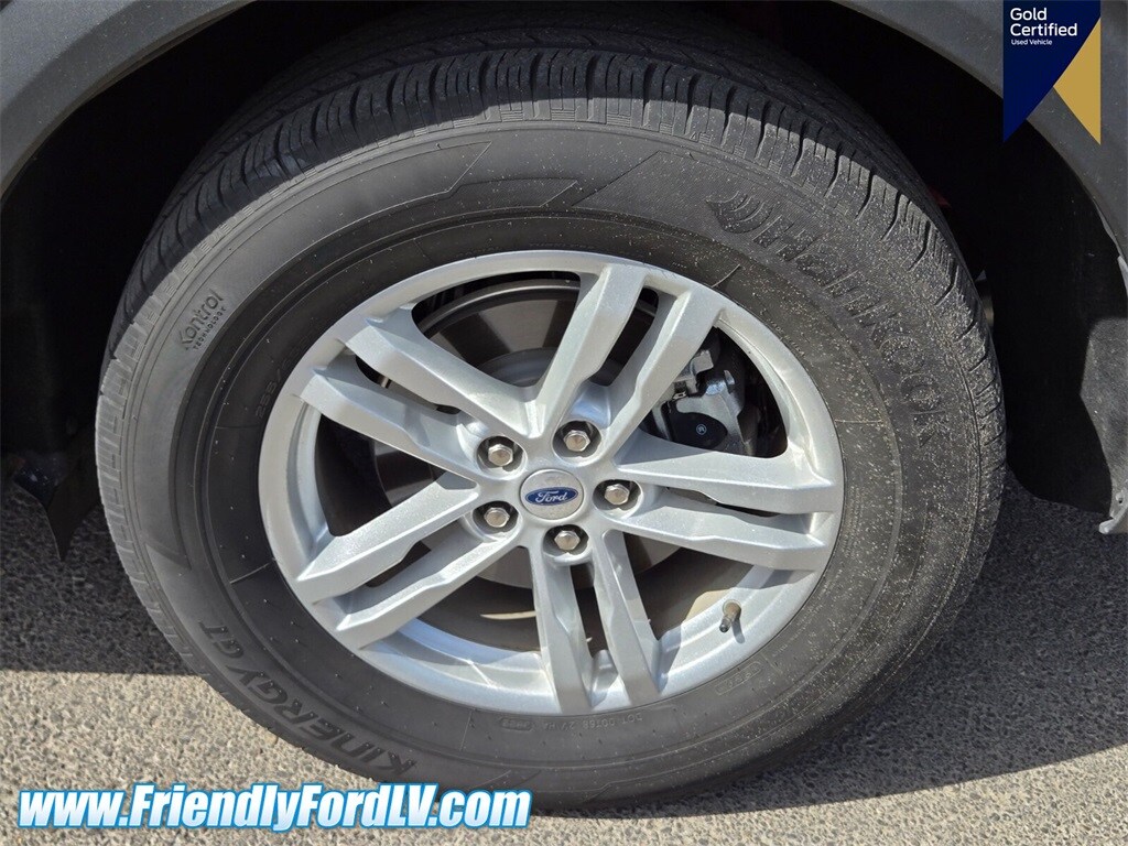 2022 Ford Explorer XLT photo 4