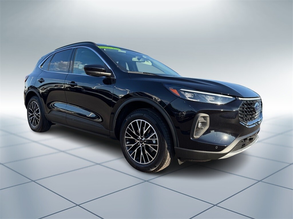 2025 Ford Escape Base photo 2