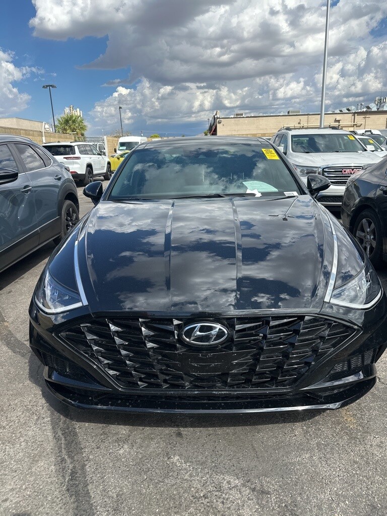 2021 Hyundai Sonata SEL Plus photo 2