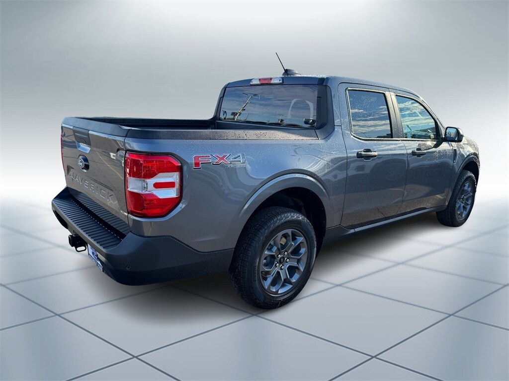 2025 Ford Maverick XLT photo 3