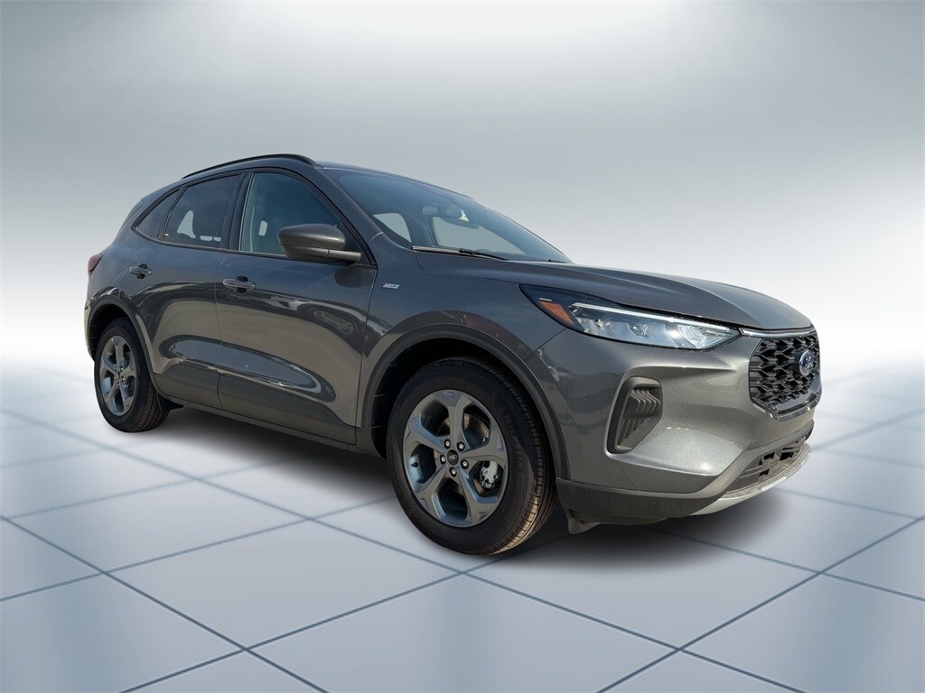 2025 Ford Escape ST-Line photo 2