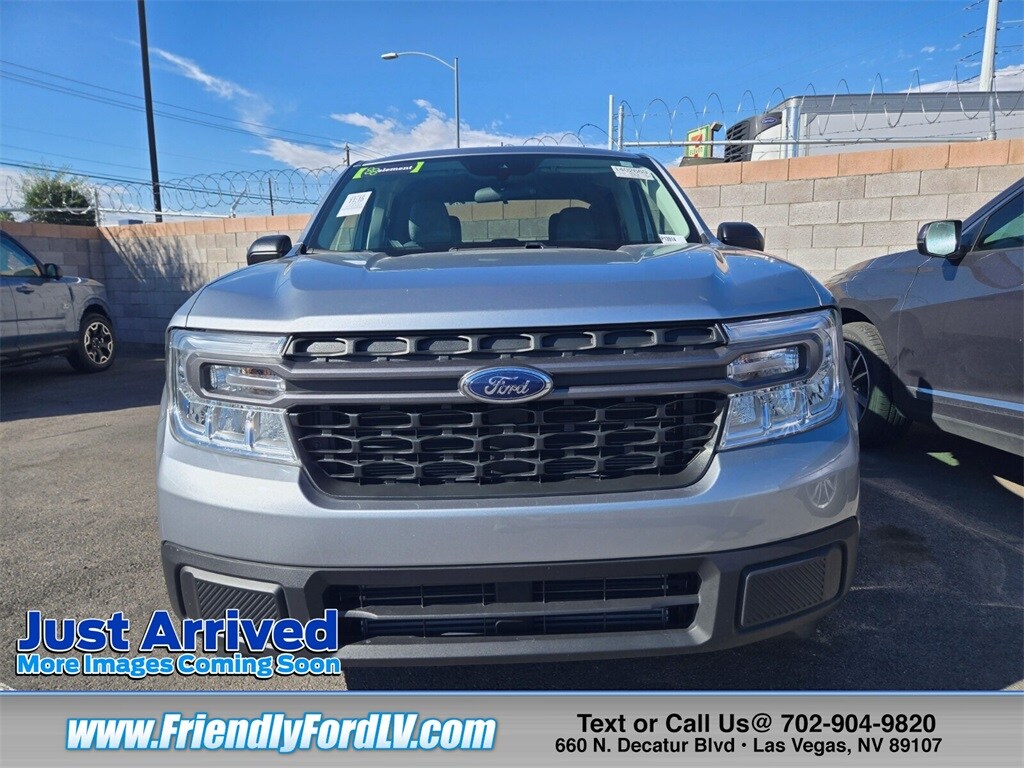 2024 Ford Maverick XLT photo 2