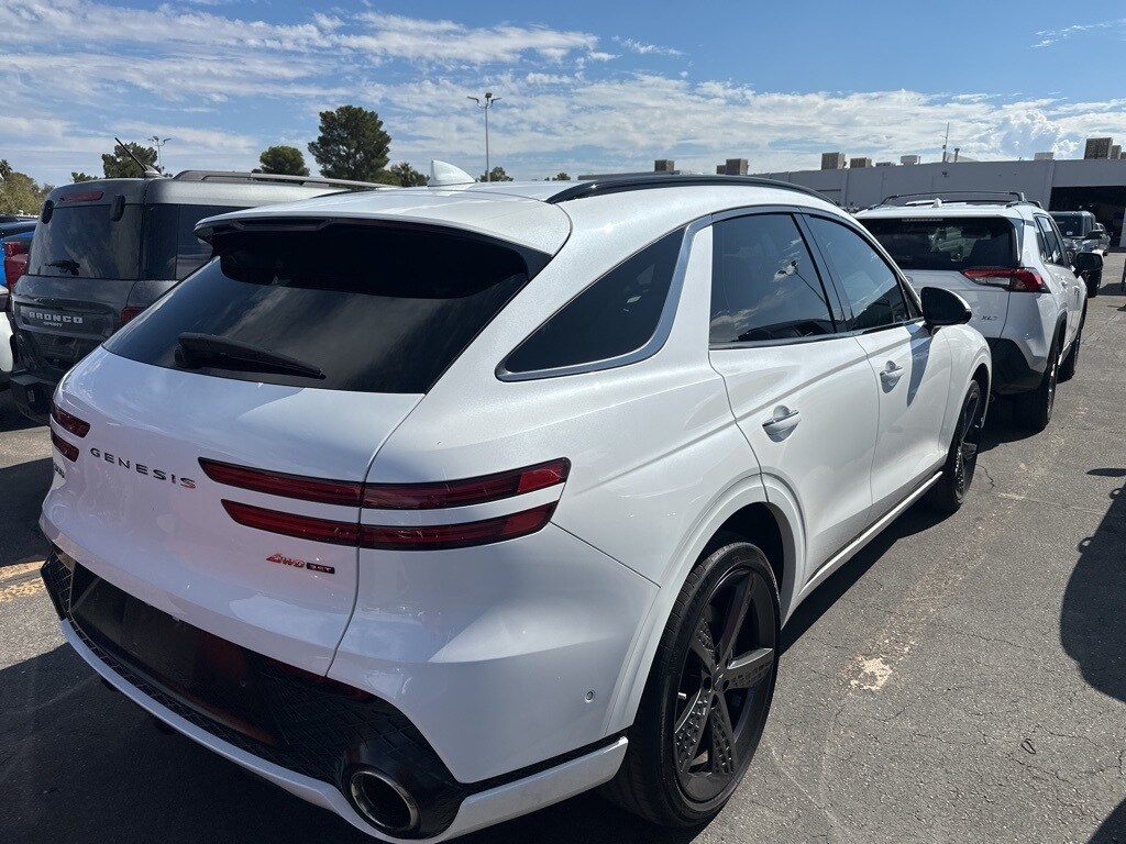 2022 Genesis GV70 3.5T Sport photo 2