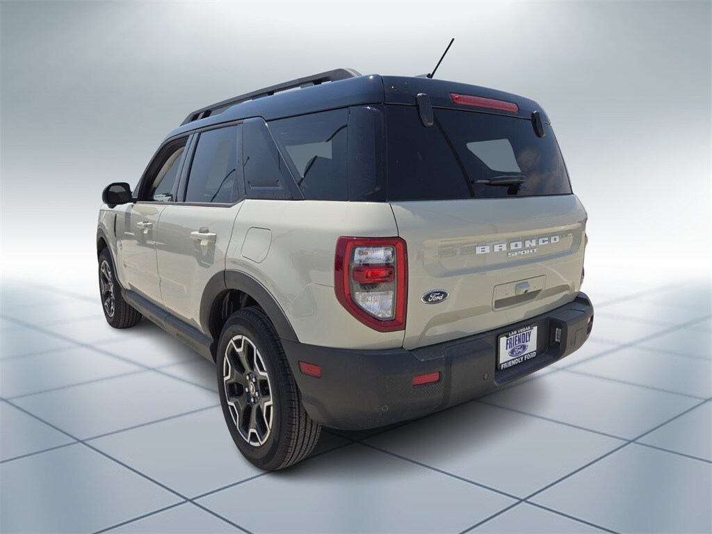 2025 Ford Bronco Sport Outer Banks photo 4
