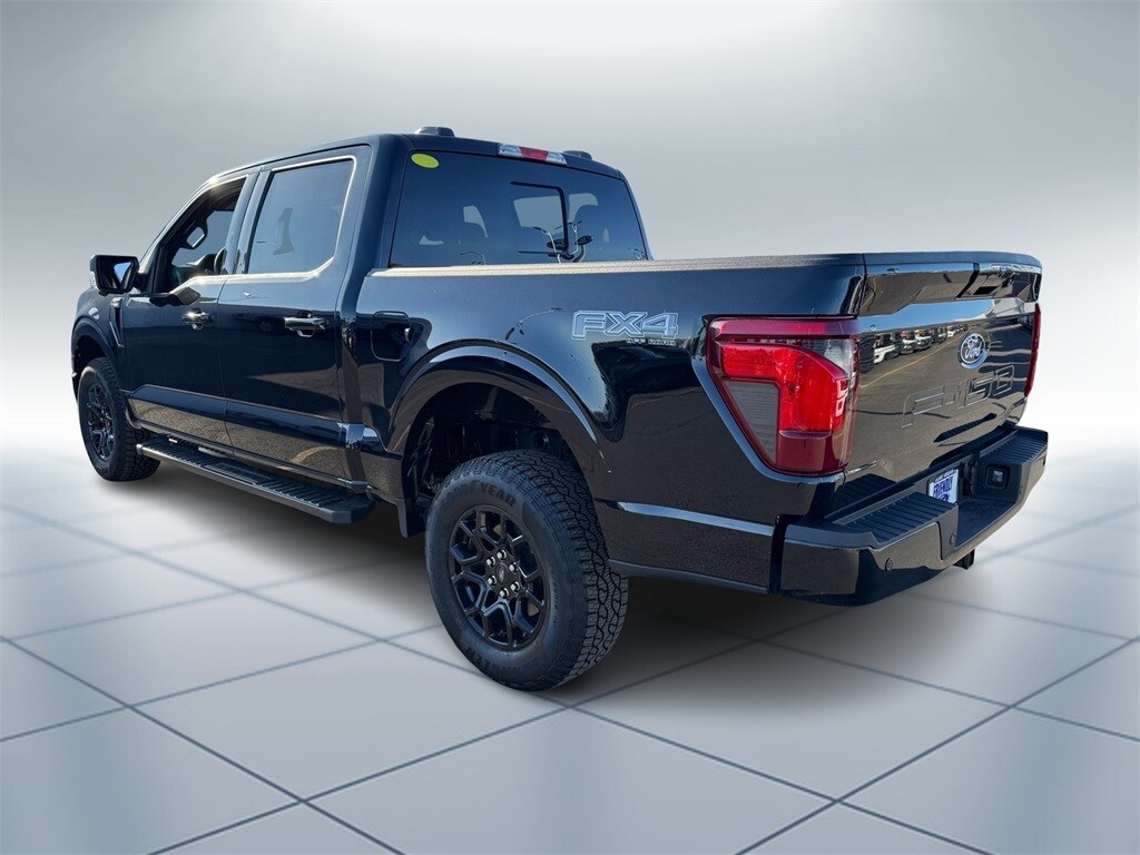 2025 Ford F-150 XLT photo 4