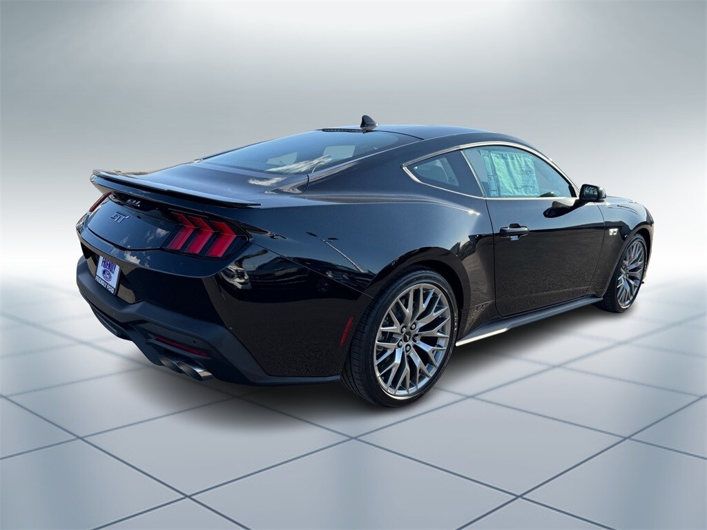 2025 Ford Mustang GT Premium photo 3