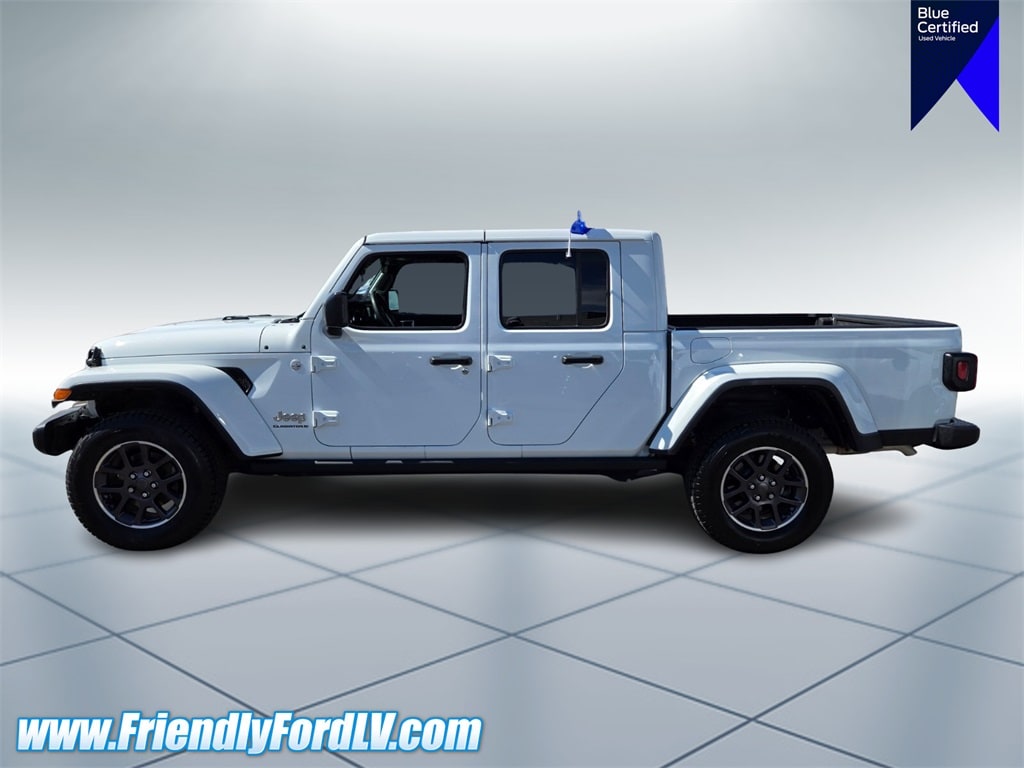Certified 2023 Jeep Gladiator Overland Truck