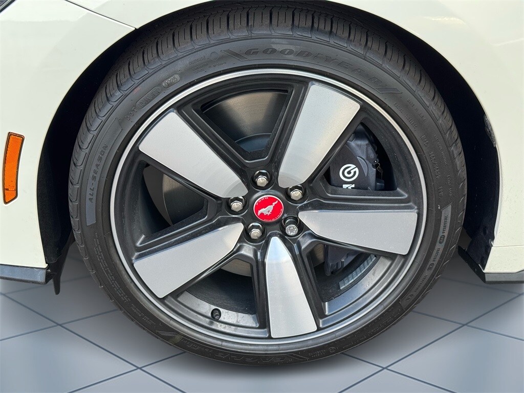 2025 Ford Mustang GT photo 4