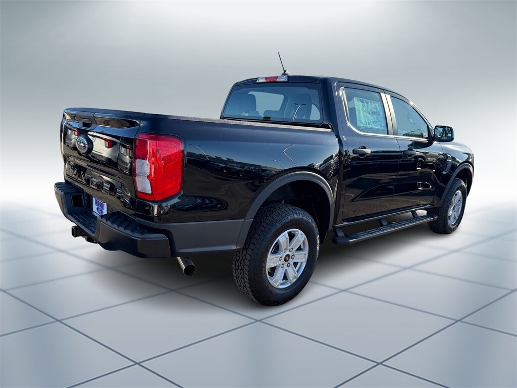 2025 Ford Ranger XL photo 3