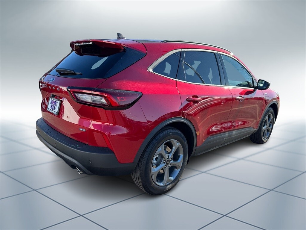2025 Ford Escape ST-Line photo 3