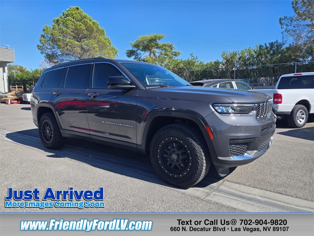 Used 2022 Jeep Grand Cherokee L Laredo SUV