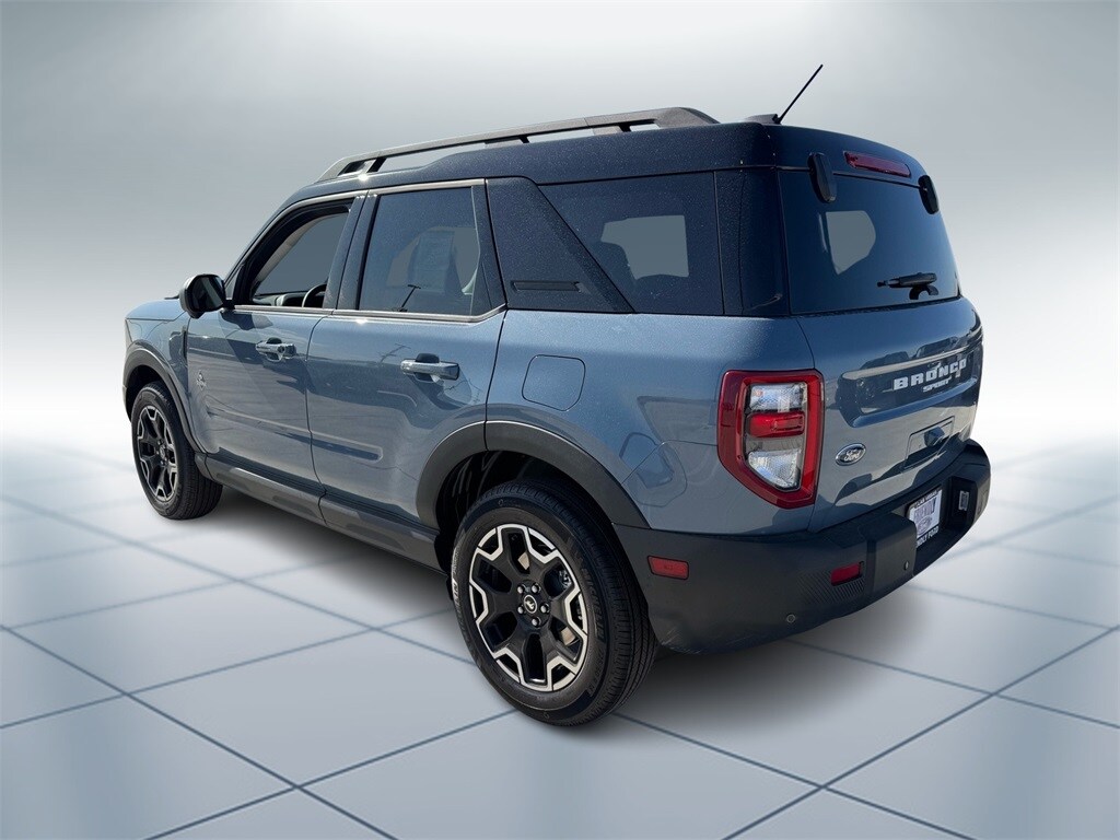 2025 Ford Bronco Sport Outer Banks photo 4