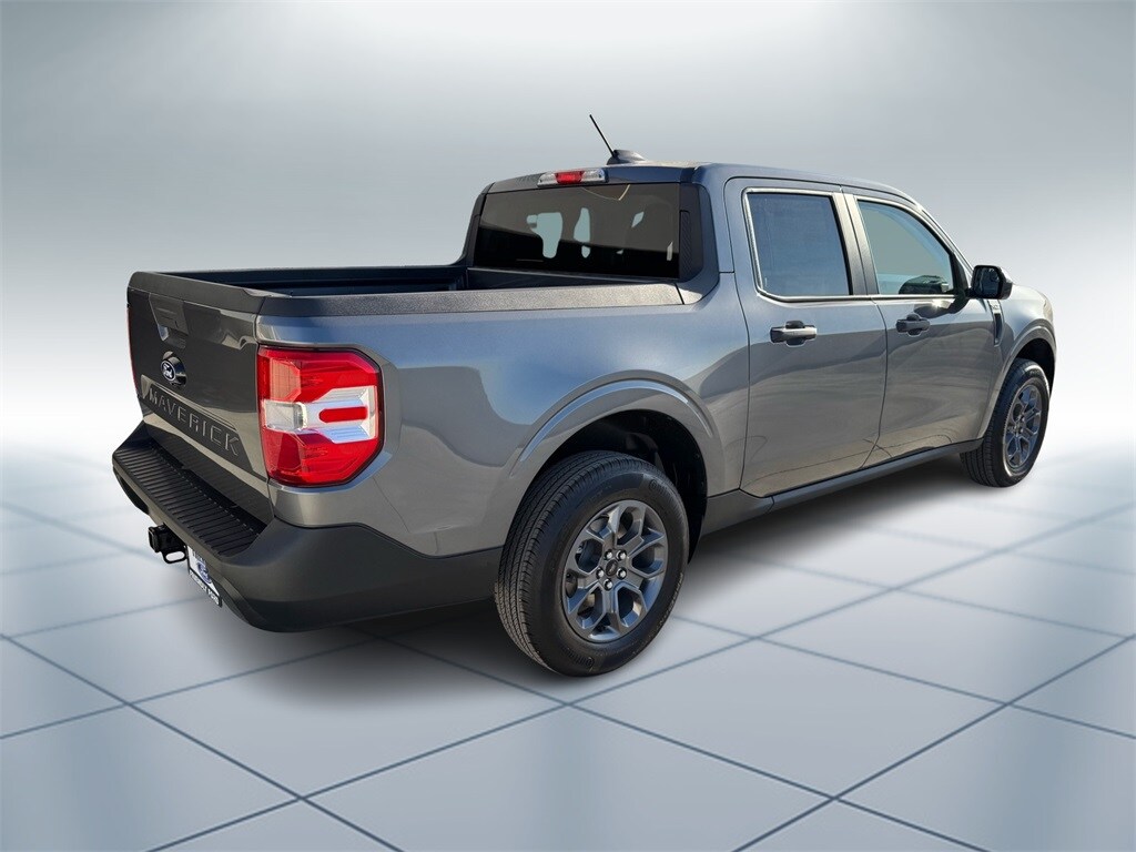 2025 Ford Maverick XLT photo 3
