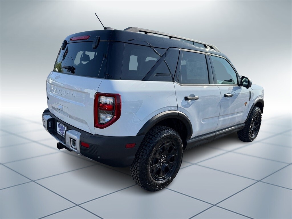 2025 Ford Bronco Sport Badlands photo 3