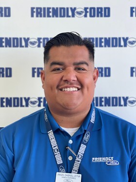Staff member Angel Leyva from ID_25524c53a8ad